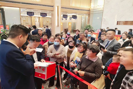 同信府丨現(xiàn)象級紅盤熱銷解密，以實力為品質(zhì)生活加冕